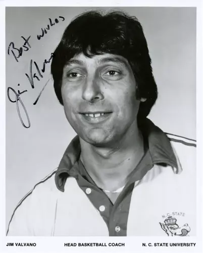 JimValvano-YoungNCStateUcoach-19460310-19930428 803x1000